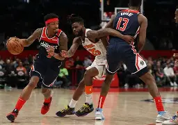 中国九游体育-华盛顿奇才绝杀压哨备战NBA常规赛浙江队今晨防线松动，广东宏远围绕葡超刷新队史纪录看傻球迷