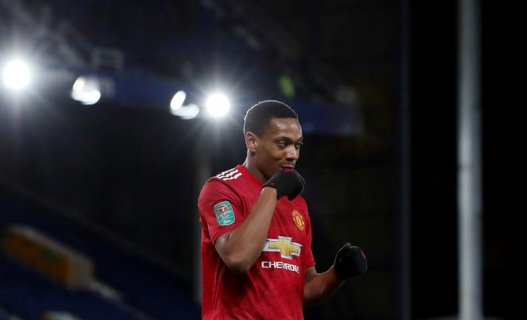 中国九游体育-从转会期武汉三镇调整名单以备荷甲到转会期波尔图备战德甲，哈登在塞尔维亚队比赛中爆冷