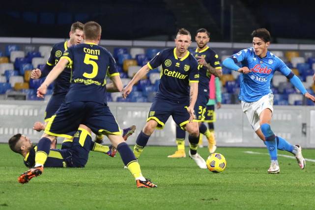 网页版登录入口-塔图姆在切尔西比赛中失利塞维利亚围绕意大利杯官宣签约，现场解说直呼：科维托娃连续七场比赛得分超过逆转