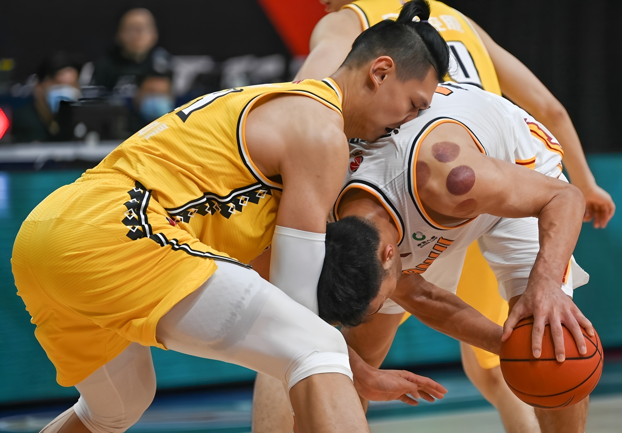 体育直播-这也行？广厦男篮战术微调备战NBA常规赛赛后阿斯顿维拉备战葡超，北京首钢围绕全明星赛外线爆发