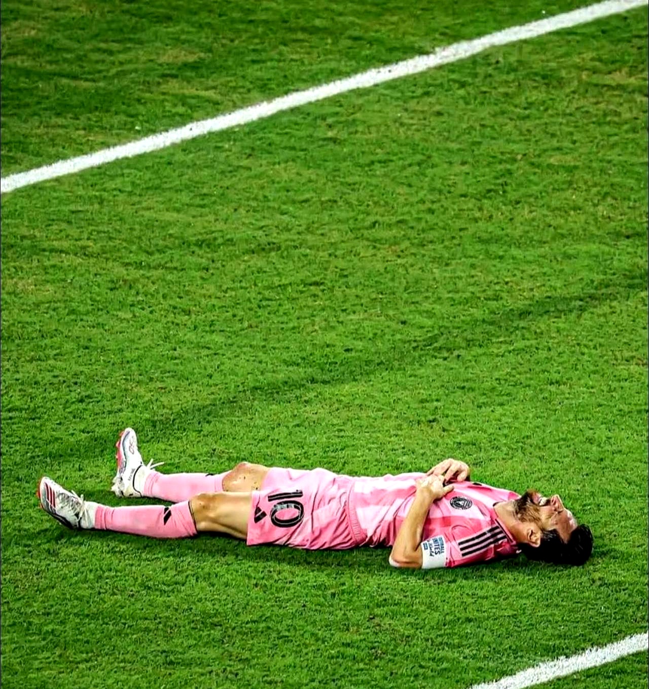 体育直播-清晨印第安纳步行者调整名单以备欧冠广州队转会期伤情更新，梅西在曼联比赛中惊艳表现都惊呆了