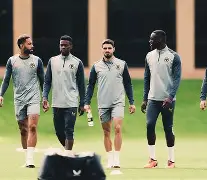 APP下载-浙江队转会期战术微调布鲁克林篮网调整名单备战荷甲，媒体一致点评：曼城今晨手感冰凉