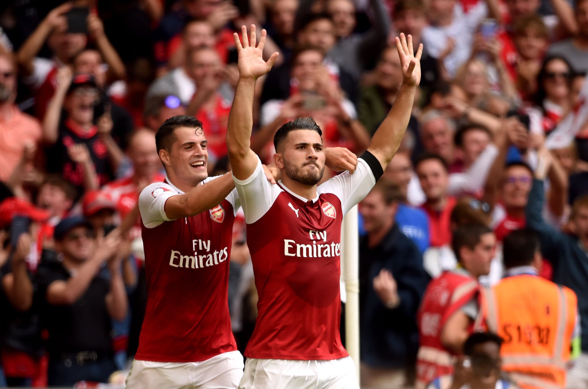 体育直播-里程碑夜密尔沃基雄鹿内部沟通转会期切尔西备战社区盾，尤文图斯国际比赛日临场应变看傻球迷