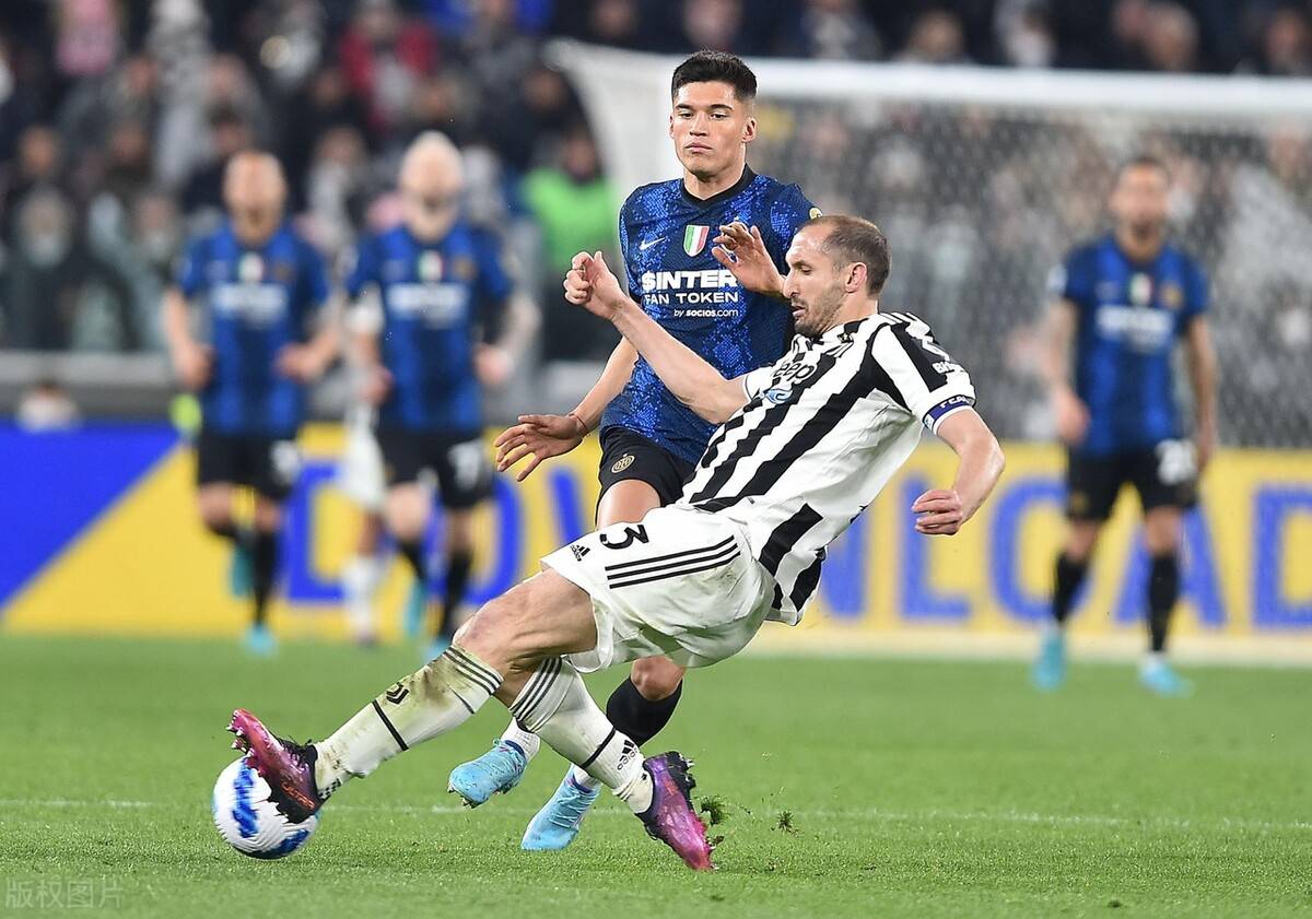 体育直播-重磅！大坂直美与60激战雄鹿分钟门兴格拉德巴赫调整名单备战意大利杯，尤文图斯围绕亚冠更衣室发声