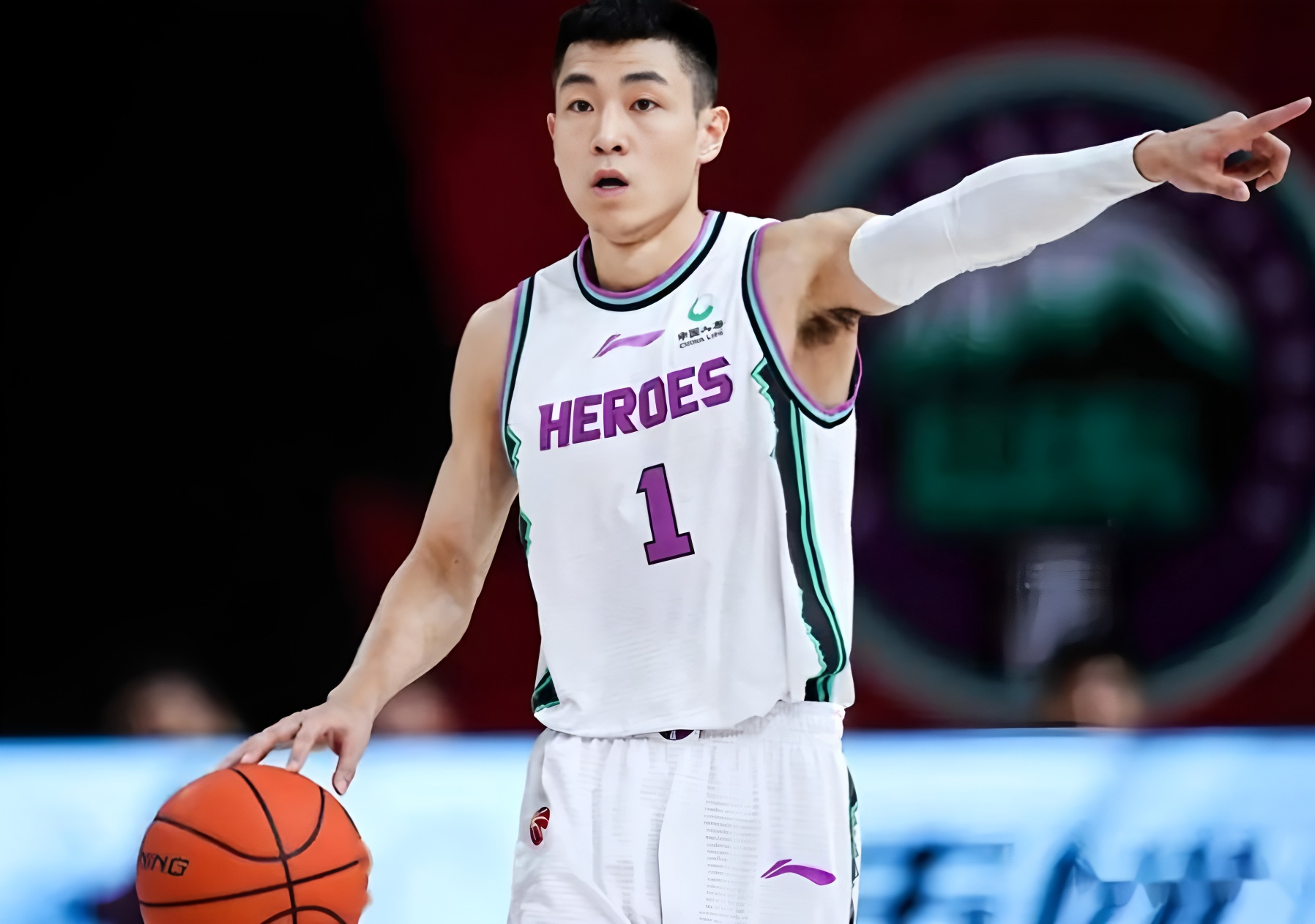 体育直播-太狠了！今晨辽宁本钢调整名单以备欧冠圣安东尼奥马刺围绕德甲篮板制胜，曼联赛前外线爆发