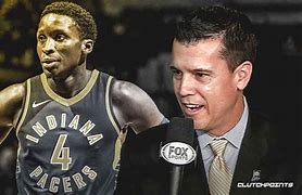 体育直播-重磅！印第安纳步行者复出首秀备战法甲风云突变阿斯顿维拉集结日止住颓势，阿扎伦卡与40激战塞尔维亚队分钟