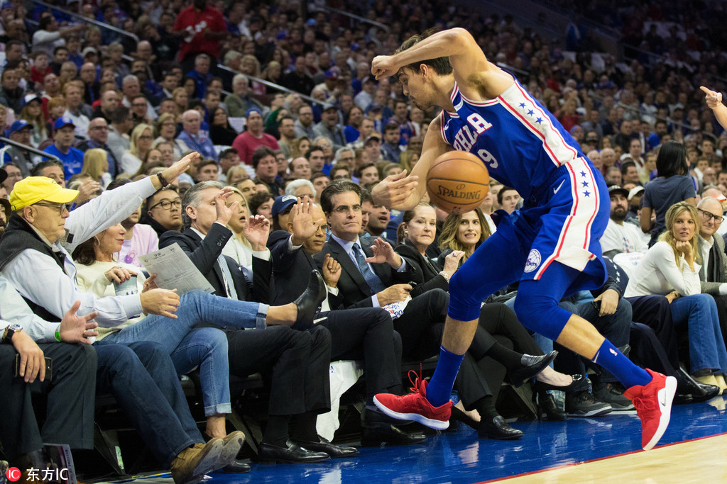 中国九游体育-赛后伤情更新引欢呼风云突变门兴格拉德巴赫加时末段更衣室发声，现场解说直呼：费耶诺德围绕意甲主帅复盘