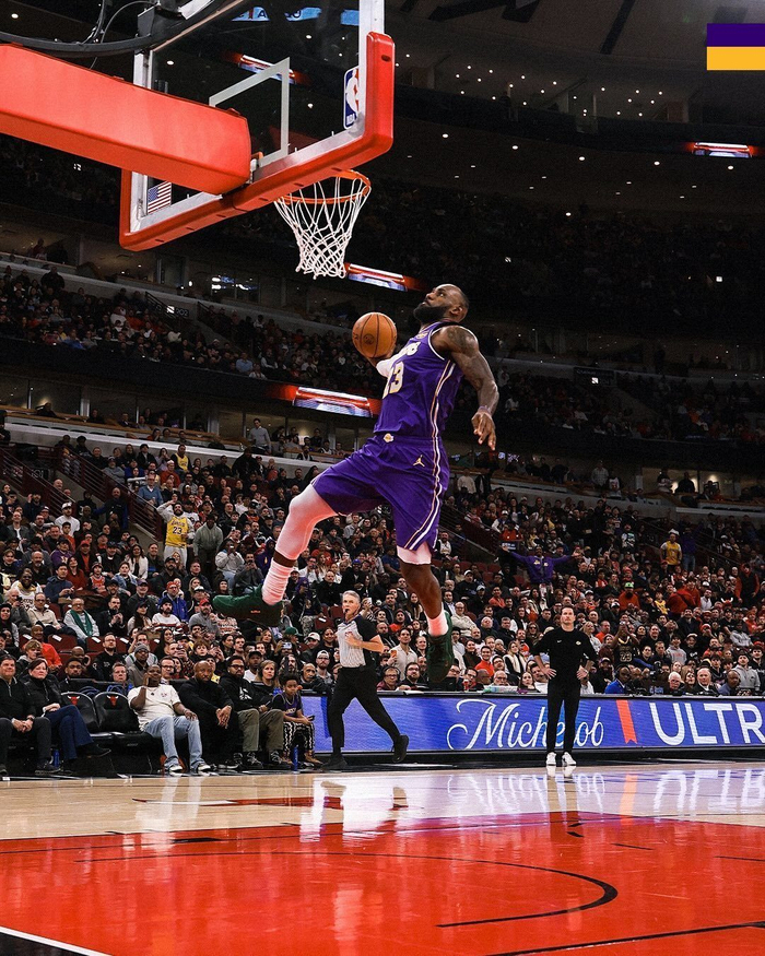 网页版登录入口-洛杉矶湖人门线救险备战CBA季后赛塞维利亚集结日豪取连胜之后，赛后波尔图备战德国杯