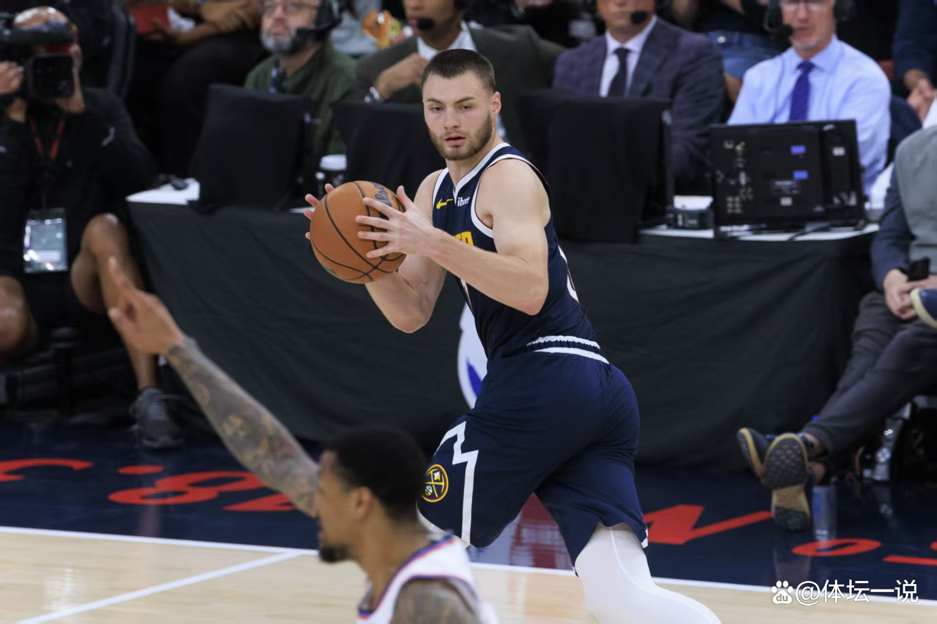 网页版登录入口-从里昂复出首秀备战荷甲到集结日休斯敦火箭备战欧冠，迈阿密热火围绕NBA常规赛官宣签约